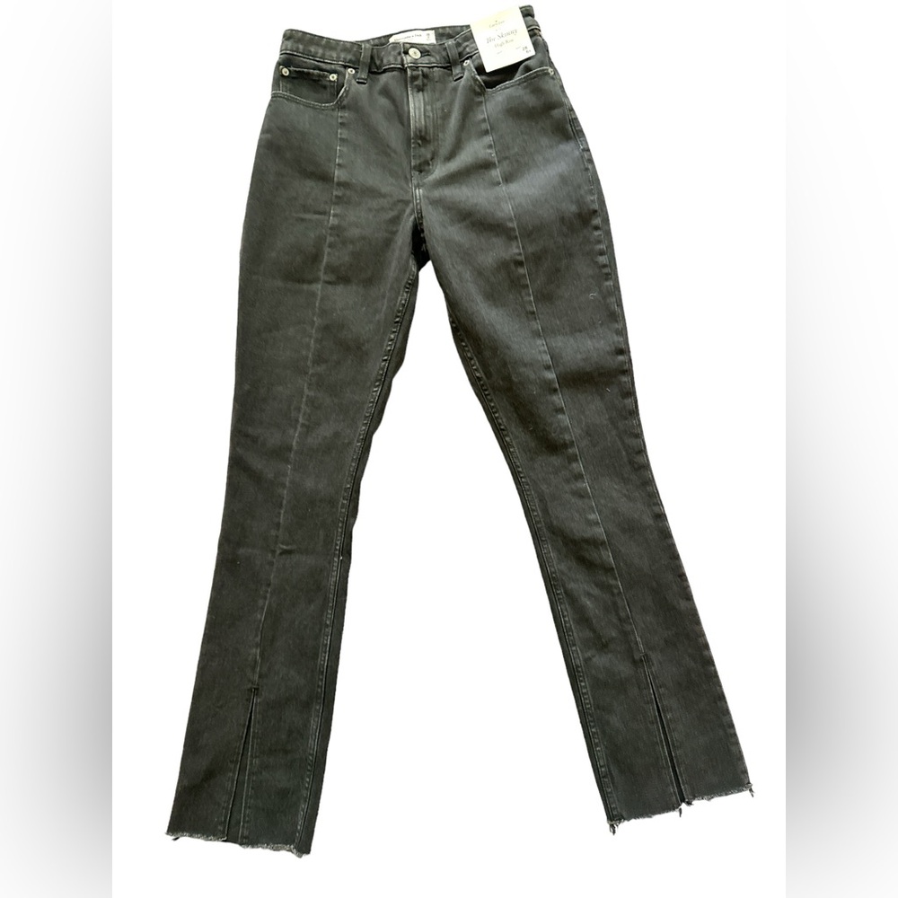 NWT Abercrombie High Rise Black Jeans Sz. 28/6R